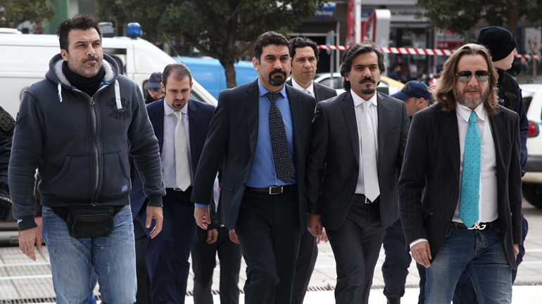 Ταξιδιωτικά έγγραφα στον τούρκο πιλότο της ομάδας των “8”