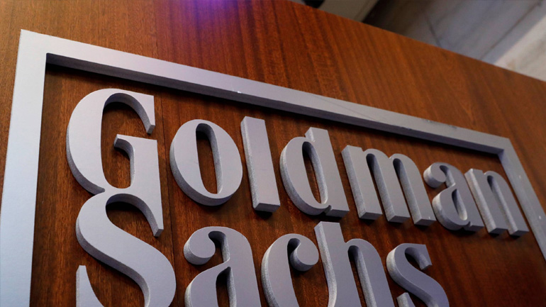 Διχάζει η απόφαση της Goldman Sachs: Πληρώνει τις μητέρες για να στέλνουν στο σπίτι το μητρικό γάλα