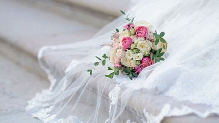 Μετά από πόσα χρόνια γάμου αρχίζουν να σκέφτονται την απιστία άντρες και γυναίκες