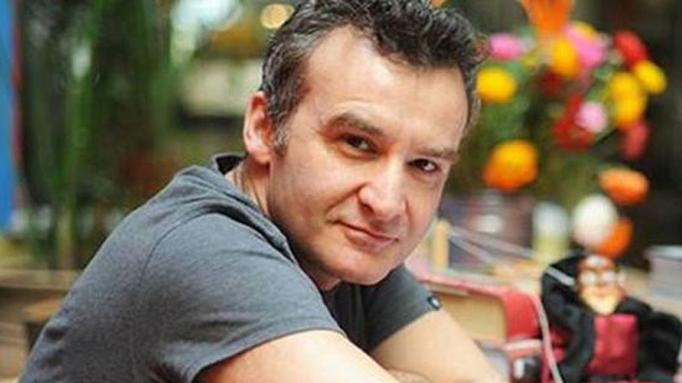 Νίκος Ορφανός: «Σκεφτόμαστε να υιοθετήσουμε παιδί από χώρες υψηλού κινδύνου»