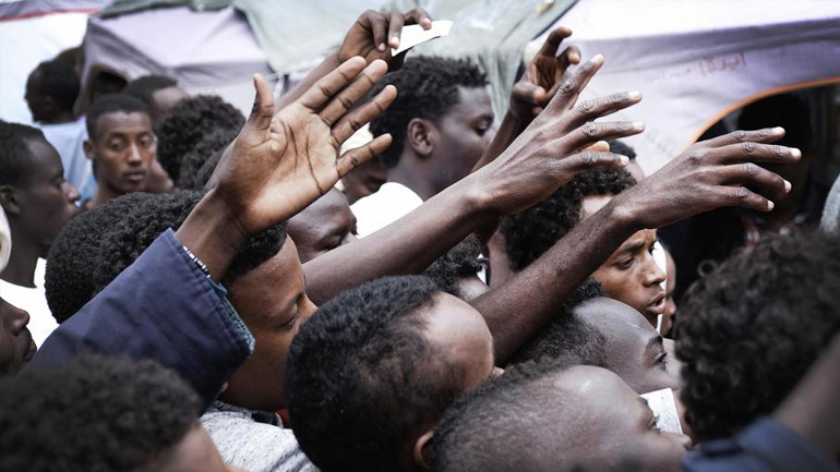 Μάλτα: Το πολεμικό ναυτικό διέσωσε 100 μετανάστες