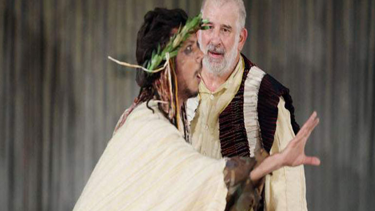 Οι «Αχαρνής» με τον Πέτρο Φιλιππίδη στο Ηρώδειο