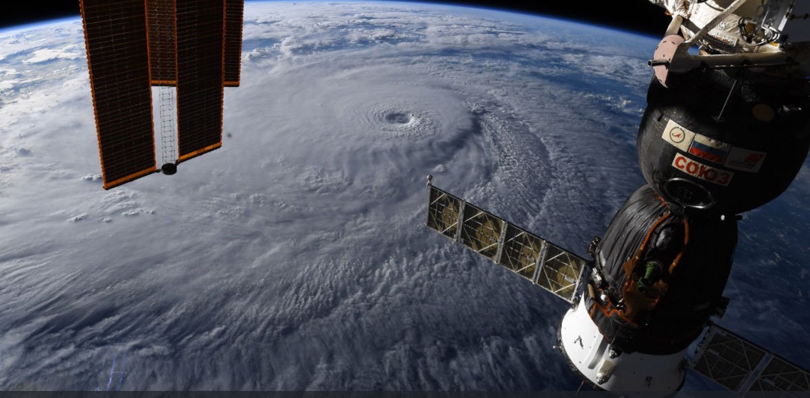 Τυφώνας-τέρας στον Ειρηνικό