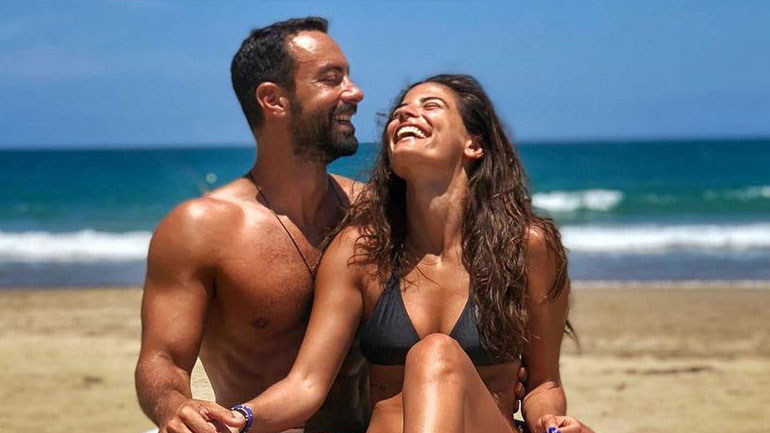 O Σάκης Τανιμανίδης αποκαλύπτει εάν έχει δει το νυφικό της Χριστίνας Μπόμπα πριν τον γάμο τους!