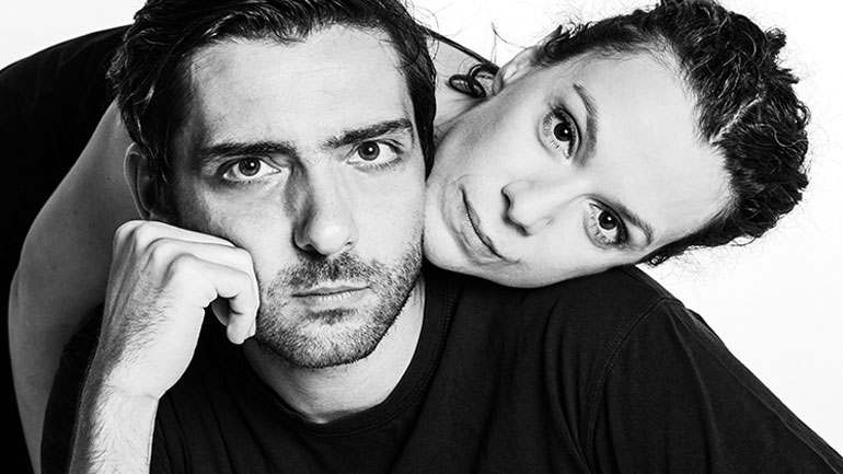 «Ο καλός άνθρωπος του Σετσουάν» του Μπρεχτ ανεβαίνει με πρωτότυπη μουσική του Βασίλη Παπακωνσταντίνου