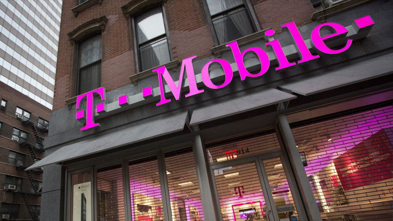 Επίθεση χάκερ στην T-Mobile αφήνει εκτεθειμένους περίπου 2 εκατ. χρήστες