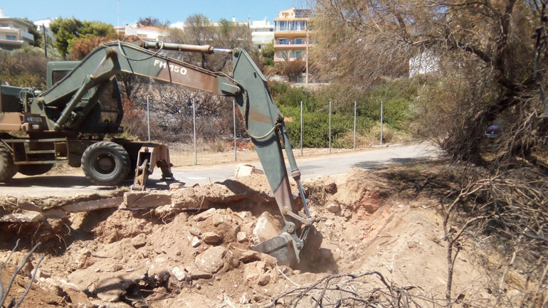 Συνδρομή των Ενόπλων Δυνάμεων στις πυρόπληκτες περιοχές Συνδρομή των Ενόπλων Δυνάμεων στις πυρόπληκτες περιοχές