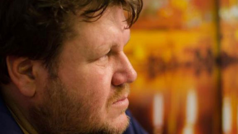 Τα ακροδεξιά κυκλώματα εκφοβίζουν τη Λέσβο – Η υπόθεση του δημοσιογράφου Στρατή Μπαλάσκα Τα ακροδεξιά κυκλώματα εκφοβίζουν τη Λέσβο – Η υπόθεση του δημοσιογράφου Στρατή Μπαλάσκα