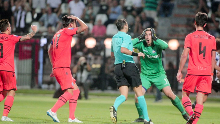 Παπαδόπουλος: «Ο διαιτητής διαμόρφωσε το αποτέλεσμα»