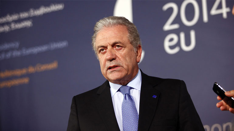 Δ. Αβραμόπουλος στην «La Repubblica»: «Δεν υπάρχει καμία μεταναστευτική κρίση»