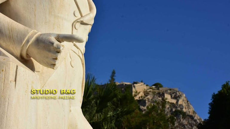 Άγνωστοι βανδάλισαν για πολλοστή φορά το άγαλμα του Καποδίστρια στο Ναύπλιο