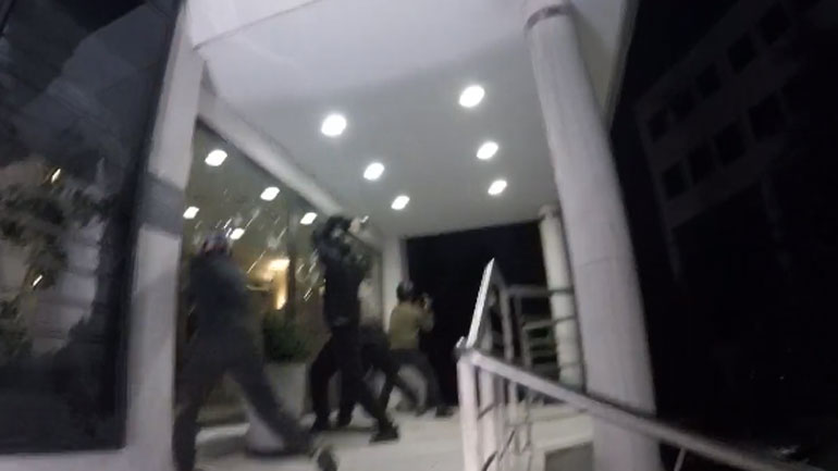 Επίθεση του «Ρουβίκωνα» στα γραφεία ομίλου επιχειρήσεων στο Μαρούσι