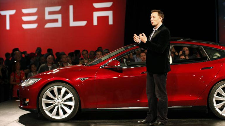 Πτώση άνω του 3% για τη μετοχή της Tesla στο Tradegate