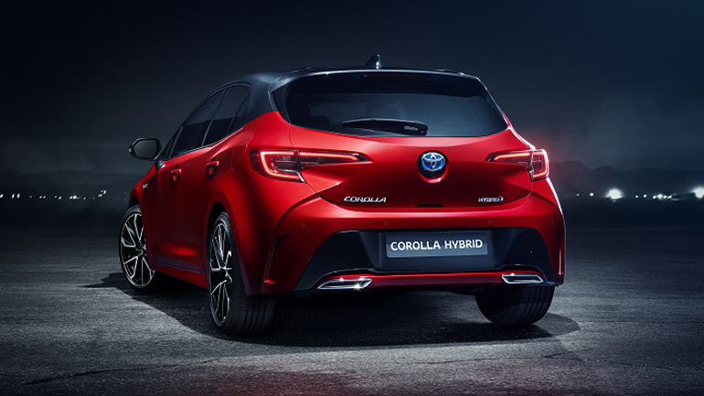 H Toyota καταργεί το όνομα Auris και επαναφέρει το Corolla