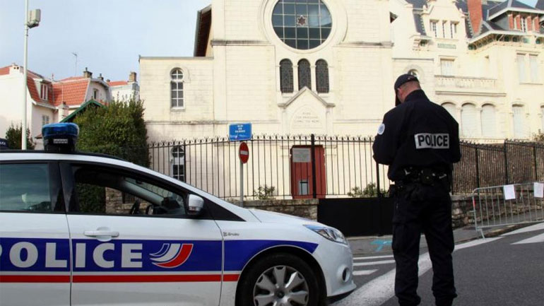 Γαλλία: Συνελήφθη άνδρας για την παρενόχληση και τον ξυλοδαρμό μίας γυναίκας σε δρόμο του Παρισιού