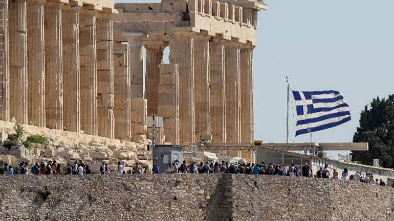 Επικεφαλής των ελληνικών τραπεζών στο Bloomberg: «Δεν θα έχουμε πρόβλημα από την άρση του waiver»