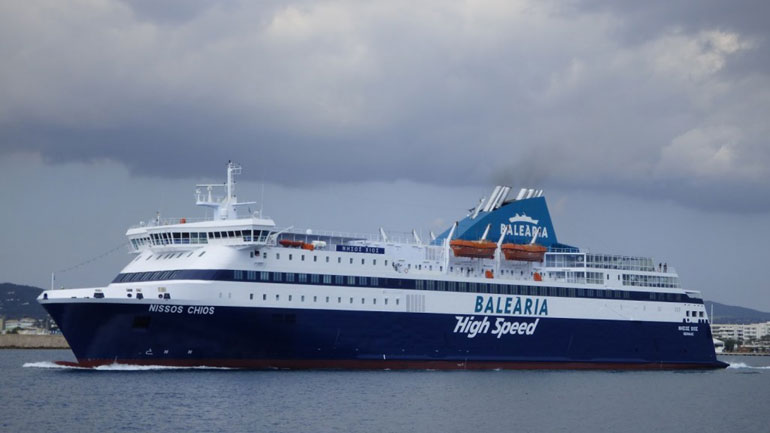 Επιβάτης έπεσε στη θάλασσα από το κατάστρωμα του ”ΝΗΣΟΣ ΧΙΟΣ”