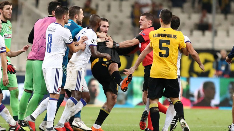 ΑΕΚ: Κινδυνεύει και με μεγαλύτερη τιμωρία ο Λιβάγια