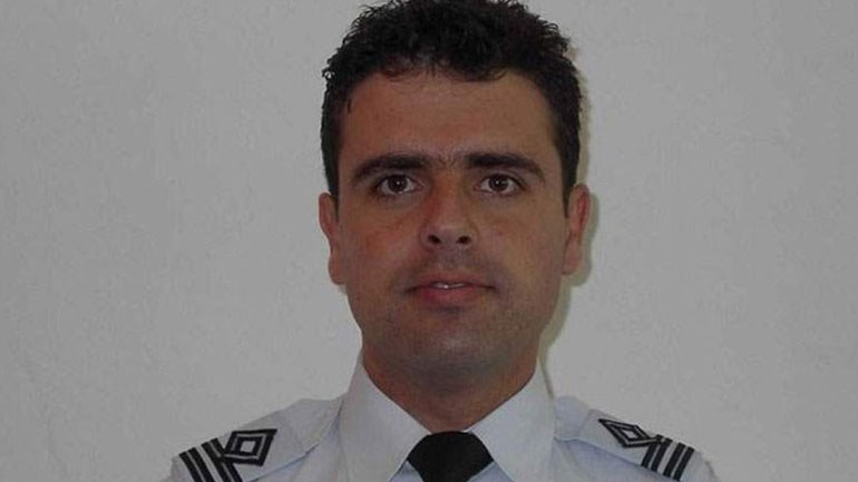 Βαρύ το πένθος στο χωριό του επισμηναγού Ν. Βασιλείου Βαρύ το πένθος στο χωριό του επισμηναγού Ν. Βασιλείου