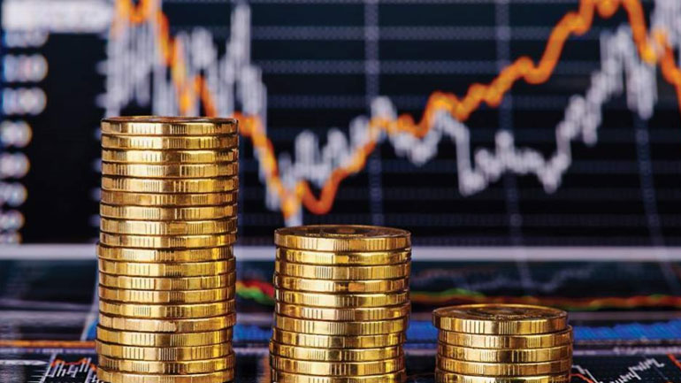 Bloomberg: Για πρώτη φορά από το 2009 μειώθηκε το spread του ελληνικού δεκαετούς ομολόγου