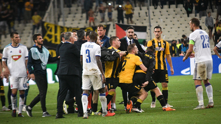 Αποβλήθηκε μετά τη λήξη ο Λιβάγια