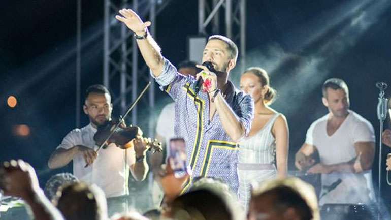 Ο Κωνσταντίνος Αργυρός επιστρέφει στο FANTASIA ύστερα από μια μεγάλη καλοκαιρινή περιοδεία!