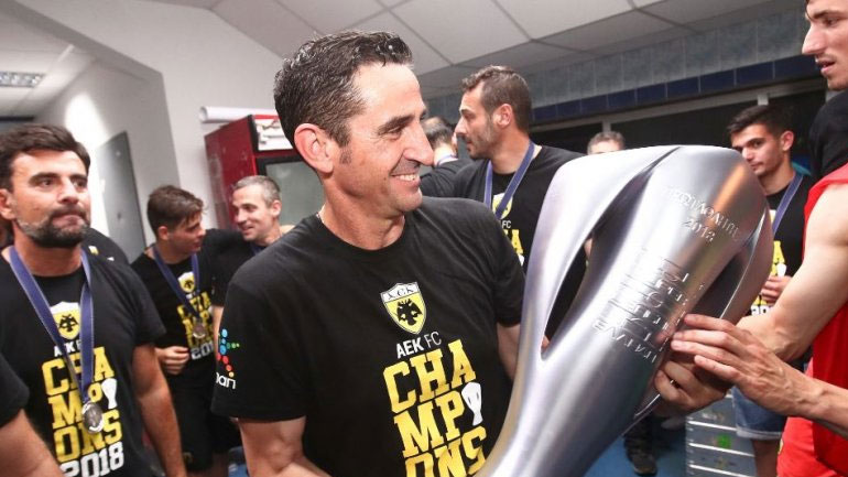 Συνεχάρη την ΑΕΚ για την πρόκριση ο Χιμένεθ