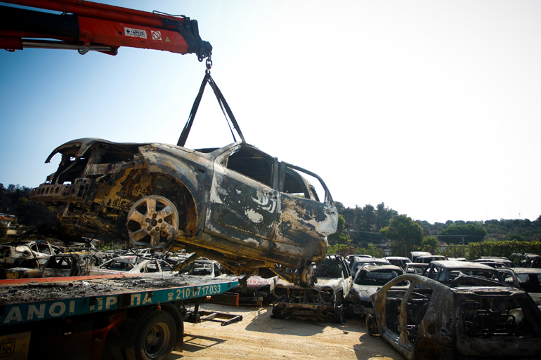 Μην απορήσετε αν ένα καμένο αυτοκίνητο σε άθλια κατάσταση το δείτε και πάλι να 'κυκλοφορεί' στους δρόμους. Το πώς; Οι επιτήδειοι γνωρίζουν τον τρόπο...  