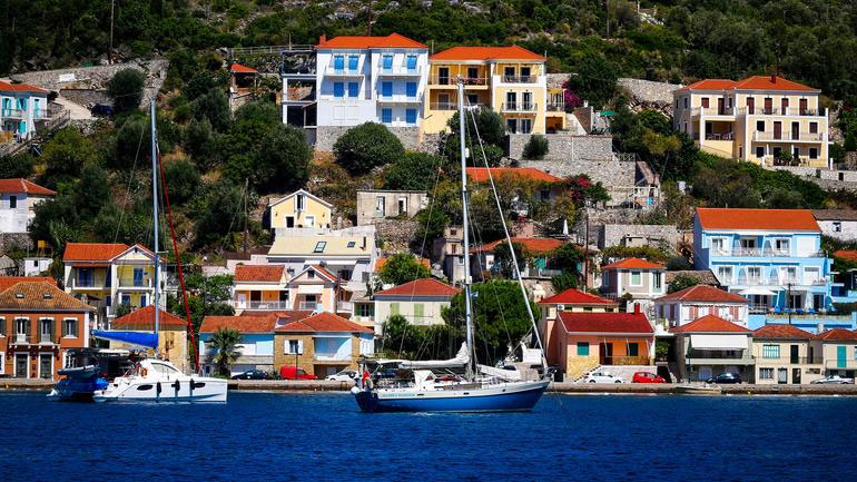 ΕΟΤ: Μεγάλες ξένες τηλεοπτικές παραγωγές προβάλλουν τις ομορφιές της Ελλάδας