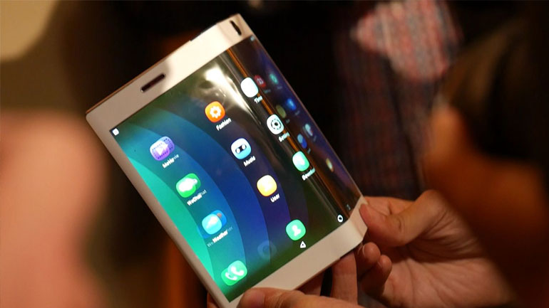 Η Samsung ίσως δανείσει τις εύκαμπτες οθόνες της σε Xiaomi και Oppo