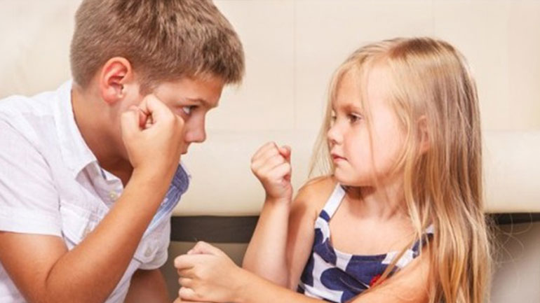 Πώς θα μιλήσετε στο παιδί για τη βία