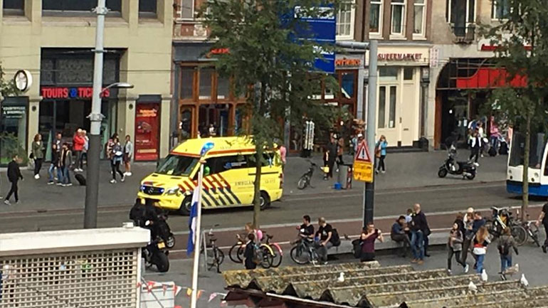 Άμστερνταμ: Δύο τραυματίες από επίθεση με μαχαίρι στον σιδηροδρομικό σταθμό-Τραυματίστηκε ο δράστης