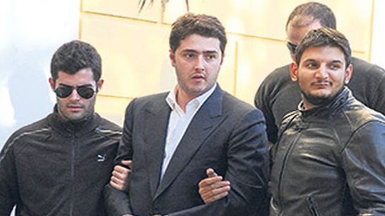 Η ιατρός που φέρεται να υπέγραψε τη γνωμάτευση για τον Φλώρο καταγγέλλει πλαστογραφία