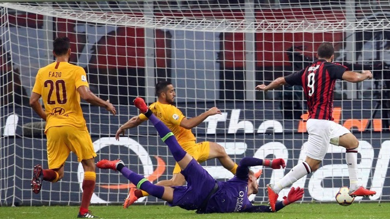 Στις καθυστερήσεις η Μίλαν, 2-1 τη Ρόμα