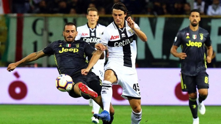 Τρίτη νίκη για τη Γιουβέντους, 2-1 την Πάρμα