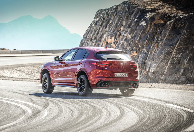 Πάει και με τα... τέσσερα η Quadrifoglio