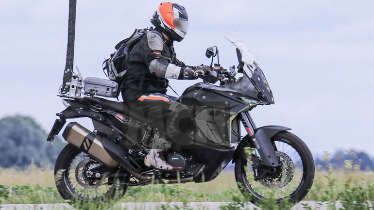 KTM 1090 Adventure: Οι πρώτες φωτογραφίες ενός σημαντικού μοντέλου για το 2019