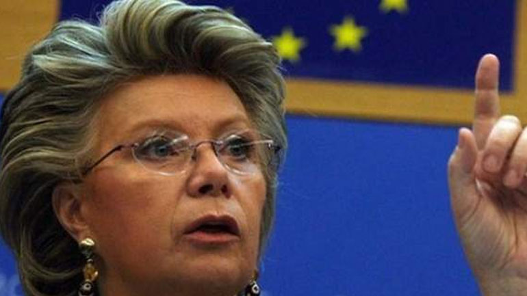 «Το Ευρωπαϊκό Λαϊκό Κόμμα θα αυτοκαταστραφεί εάν υιοθετήσει δεξιά λαϊκιστικά συνθήματα»