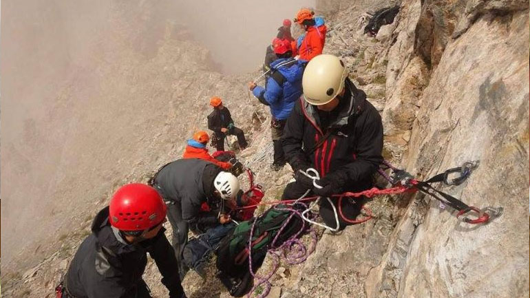 Σε εξέλιξη επιχείρηση διάσωσης νεαρού ορειβάτη στον Όλυμπο