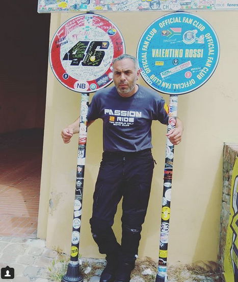 Ο Ανδρέας Καρουάνας είναι πολύ γνωστός φανατικός δικυκλιστής στη Νάξο 