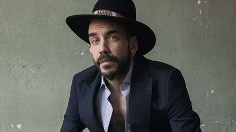 Ο Πάνος Μουζουράκης μόλις έκανε το πρώτο του διεθνές εξώφυλλο!