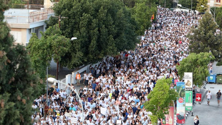 Κύπρος: Με απεργιακές κινητοποιήσεις απειλούν οι εκπαιδευτικοί