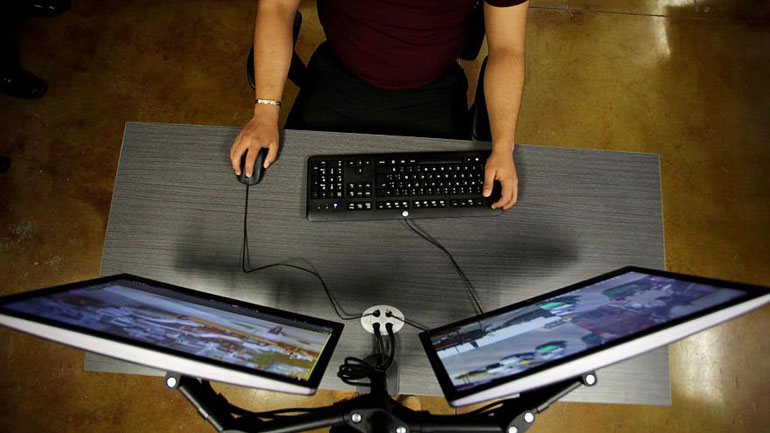 Έκκληση προς την Ευρωβουλή για την προστασία του Τύπου από τους “γίγαντες” του Διαδικτύου