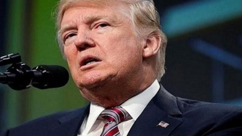 Ο Τραμπ κατηγορεί εταιρείες κοινωνικής δικτύωσης ότι επεμβαίνουν ήδη στις εκλογές του Νοεμβρίου