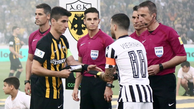 Αναζητούν ξένο διαιτητή για το ντέρμπι «δικεφάλων»