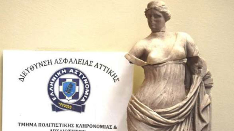 Έκλεψε το άγαλμα της θεάς Αφροδίτης στη Σαντορίνη και συνελήφθη στο Λουτράκι