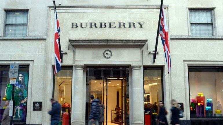 Ο οίκος μόδας Burberry σταματά την καύση προϊόντων  που δεν έχουν πωληθεί