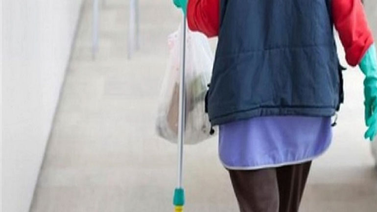 Έγκυος καθαρίστρια στα κτίρια του ΟΑΕΔ είναι… ανασφάλιστη