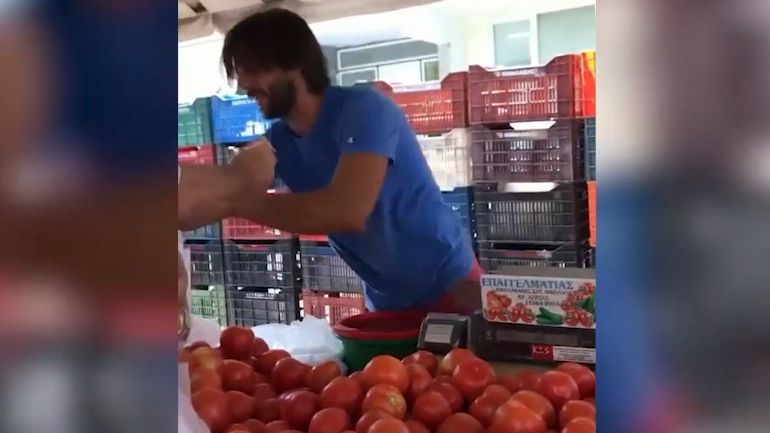 Ντοματούλης ο γλυκούλης