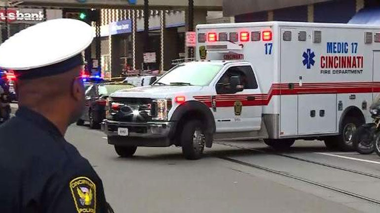 ΗΠΑ: Τέσσερις νεκροί σε ανταλλαγή πυρών μεταξύ ενός ενόπλου και αστυνομικών μέσα σε τράπεζα στο Οχάιο